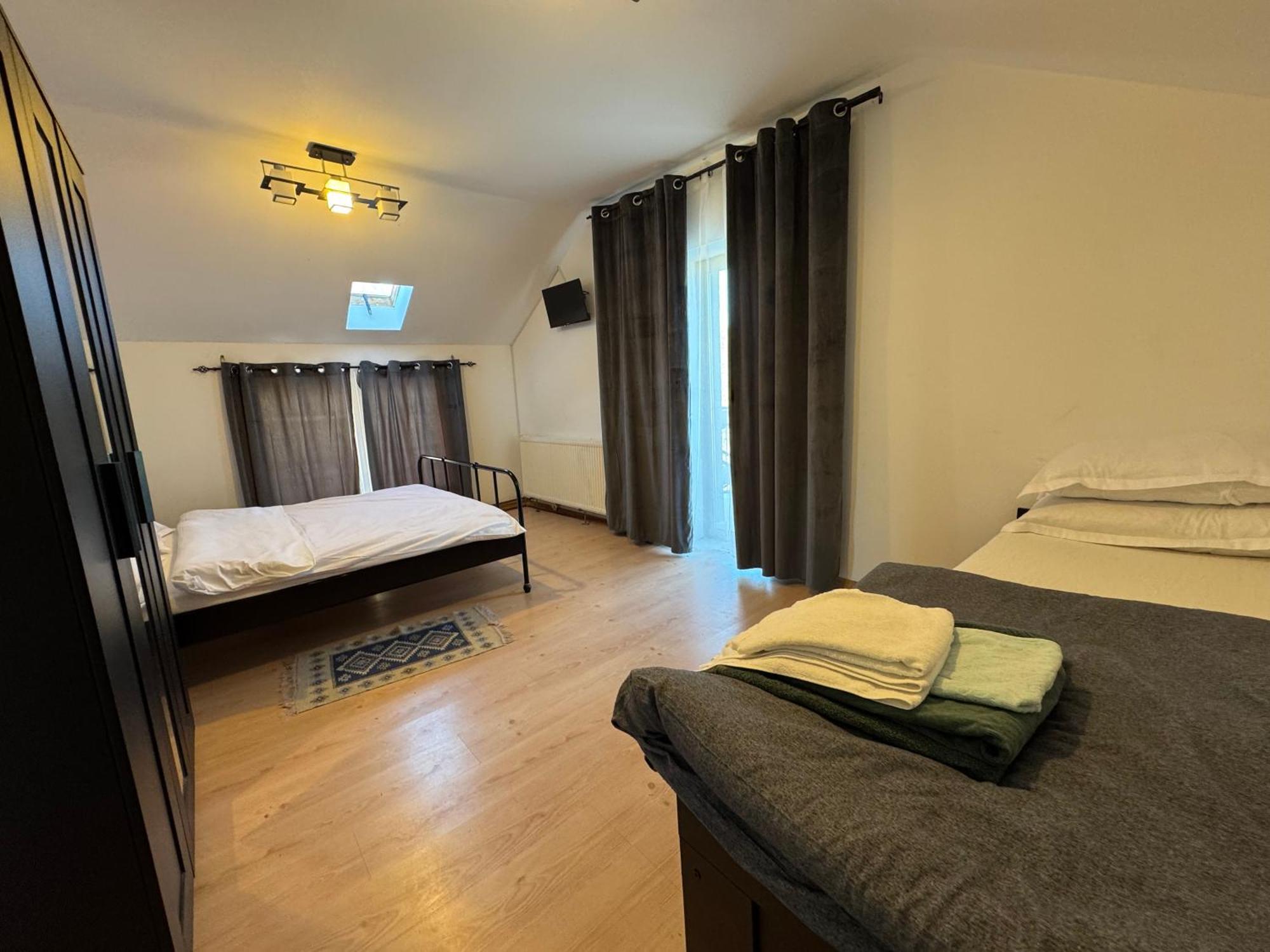 Hotel Old Country Sight Prejmer Esterno foto